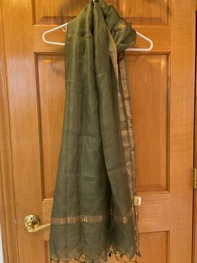 Soma Olive Green Scarf with Gold Trim 100% Silk Made in India